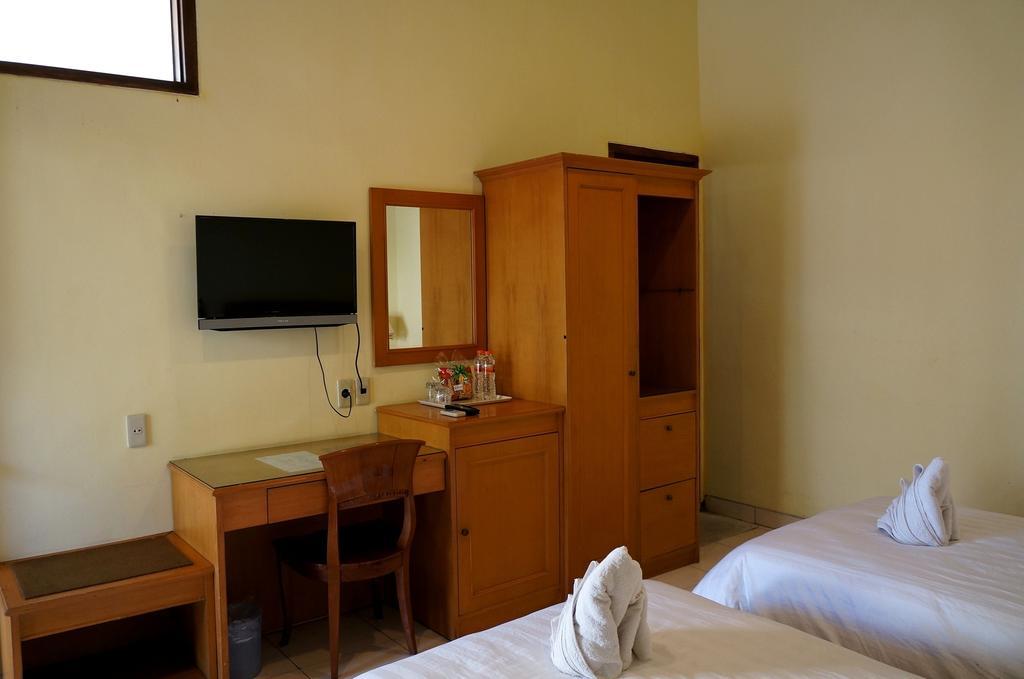 Adisurya Hotel Kediri  Pokoj fotografie